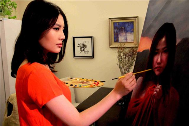 《封门村》心鬼折磨夫妻徐冬冬感慨惊悚压激短发高清性感头像女图片