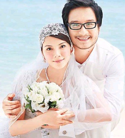 李心洁否认给梁洛施做媒人 新片片场埋怨老公