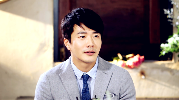 《带你看星星》韩剧怀旧场 权相佑回看旧剧落