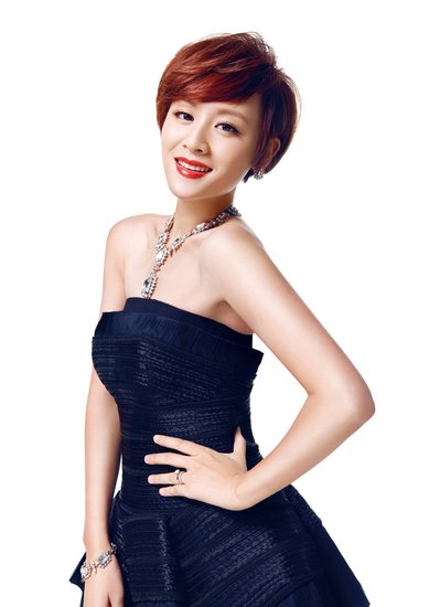 叶一茜全新单曲首发 《阳光路牌》传递正能量