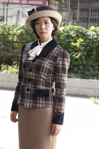 张恒万绿丛中一点红 入主《马迭尔旅馆的枪声