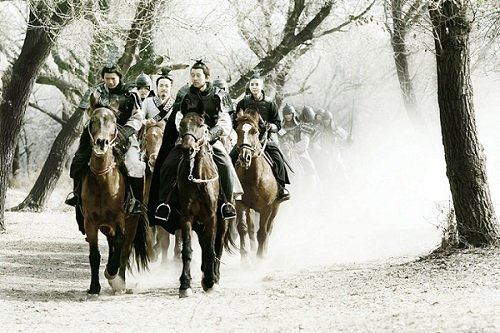 《大秦帝国2》热播 王笛喻恩泰爱情悲情催泪