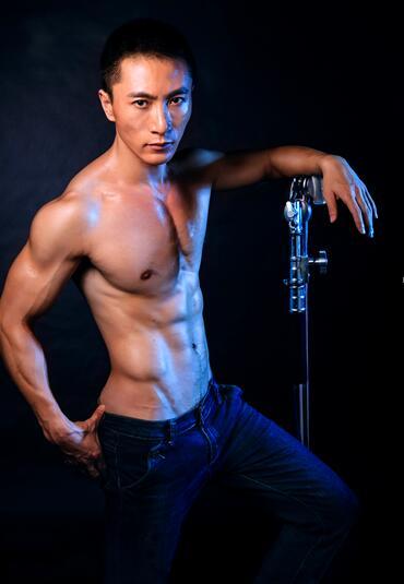 电影《西游番外篇笨妖怪》选演员有三宗“最”