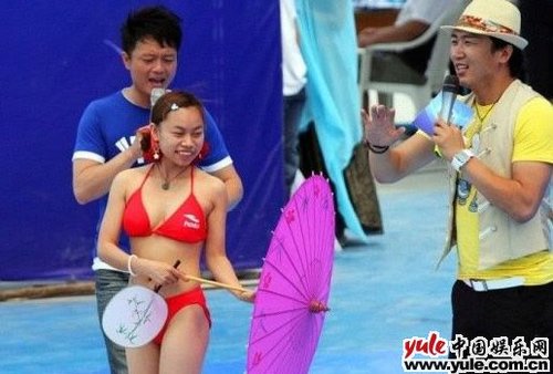 是谁让<em>凤姐在美国</em>沦为<em>洗脚妹</em>的?_娱乐_腾讯网