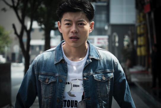 图拉古执导电影《青春后驱动》 温情幽默正能量