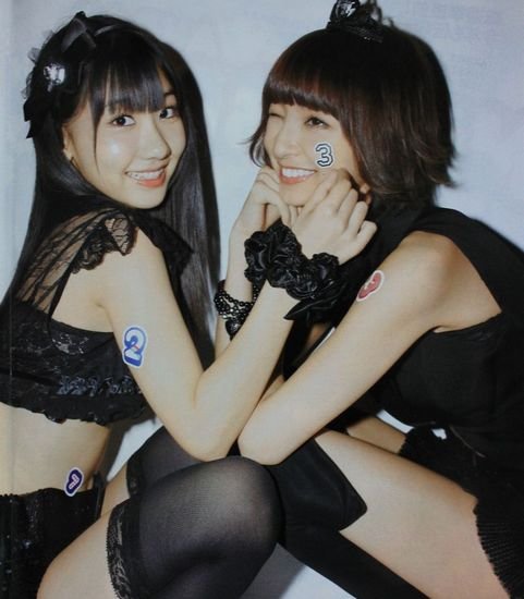 曝AKB48成员筱田麻里子很爱欺负柏木由纪(图)_娱乐_腾讯网