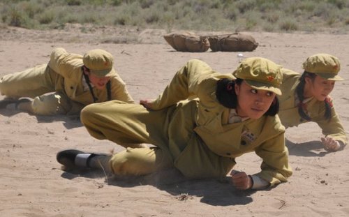 《兵团往事》再现峥嵘岁月 尚天瞳变身女战士