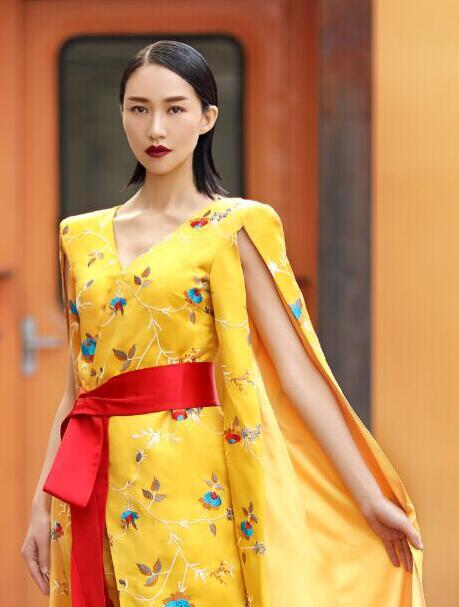 黄琦雯新歌《黄》首发 一首关于百家姓的歌曲