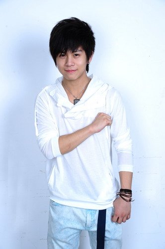 快男将组快乐天团 人气王武艺或进组合