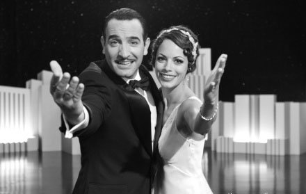 《艺术家》被誉还原电影本义 斩获最佳男主角