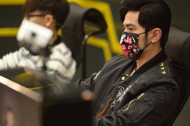 周杰伦直播隐藏神秘身份成功 朱桢竟是幕后黑