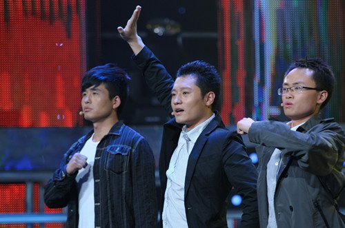 《欢乐合唱团》高考狂欢季 潮流经典激情碰撞