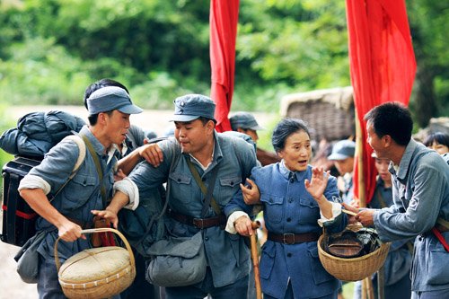 新四军女兵+剧照