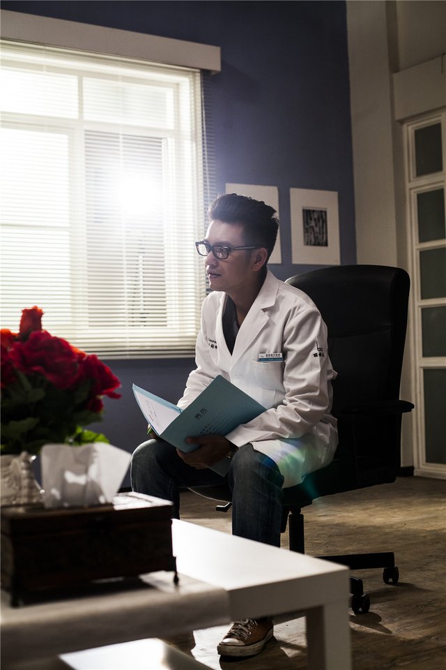 《美人季》14日首播 众星客串揭露整容内幕