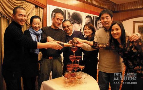小马奔腾董事长李明去世 曾投资拍摄《无人区》