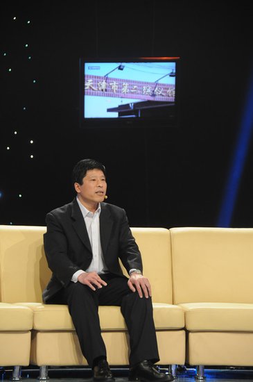 第五人格入殓师_宝兴殡仪入殓师收入(3)