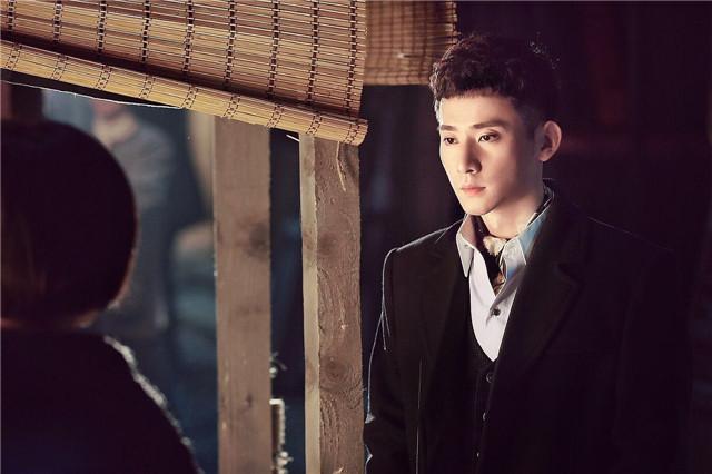 《十里洋场拾年花》热拍 于轩鸿灏扮相帅气有型