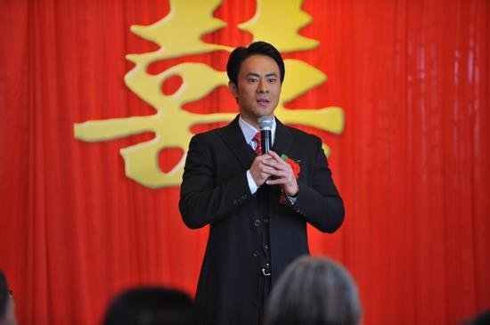 《大家庭》北京开机 邵汶变身个性海归派