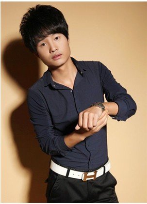 张驰新专辑《一生回忆有你就足够》震撼发布