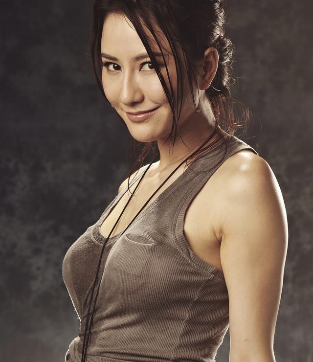 马赫遥有氧运动兴致高 化身阳光运动达人(图)