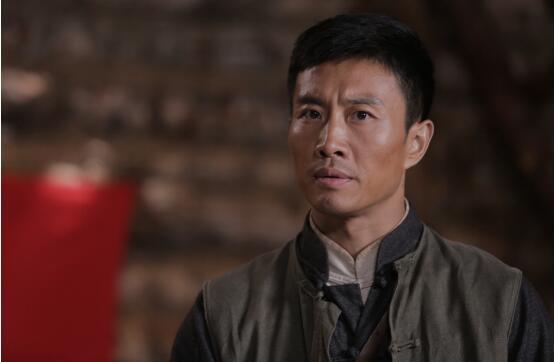 抗战剧《绝地枪王2》热播 张永达硬汉范儿来袭
