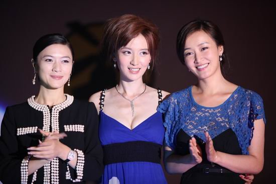 《金枝玉叶》正在央视八套热播,该剧因汇聚了香港演员 林保怡(微博)图片