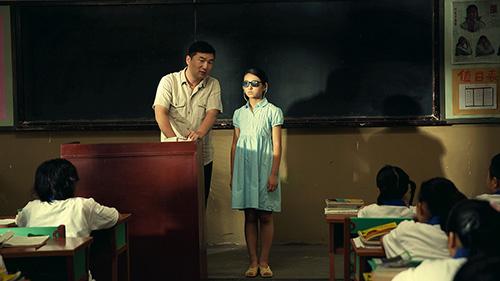同桌的你未映先火张子枫演绎80后校园生活