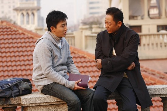 《人到四十》热播 杨珑王志文岁末助阵签售