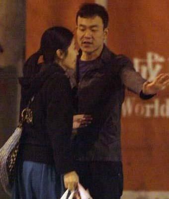 <em>廖凡女友</em>霍昕被曝光+为电视剧《将爱》编剧