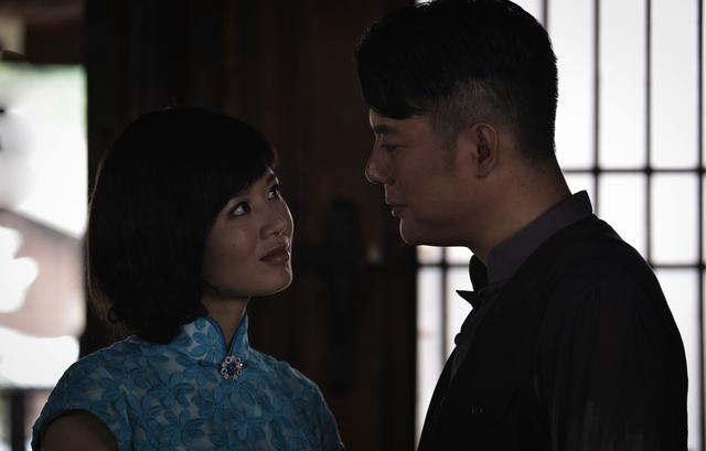 《与狼共舞2》程愫演绎全能<em>特工</em> <em>女</em>汉子变风骚