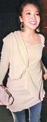 侯佩岑婚期延至明年春夏 传因女方赚得比男方多