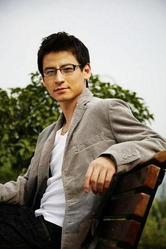 谍战特工小说排行_5本谍战特工小说,他们时刻都在悬崖边缘,戴着面具在刀尖上行走(2)