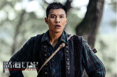 《猛虎特战队》首播 胡希凡在炮火中守护爱情