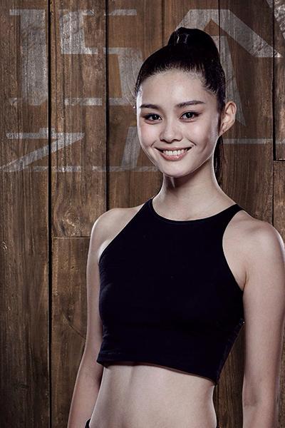 美女模特丁囡将入住平顶 网友有期待有吐槽