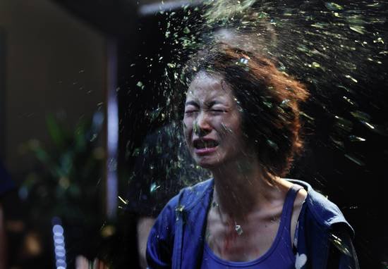 《万有引力》展残酷青春 黄幻段博文表演受关注