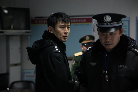 郭家铭坚持电影路 为拍《冰雪11天》挂三天盐水