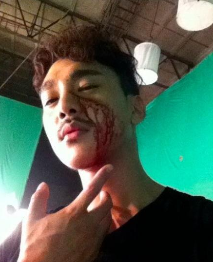 韩星安圣浩拍戏假毁容真受伤 显敬业本色