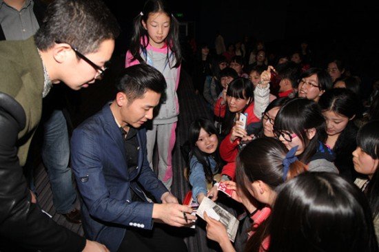 《杨家将》四郎专场答谢亲友 李晨正能量爆发