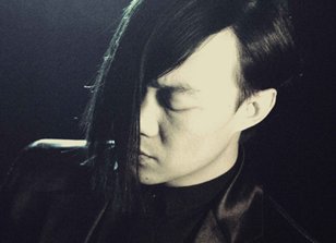 高清：陈奕迅拍《内疚》MV 眼神阴沉挑战内心戏