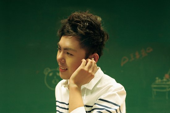 孙子涵发全新专辑《毕业声》