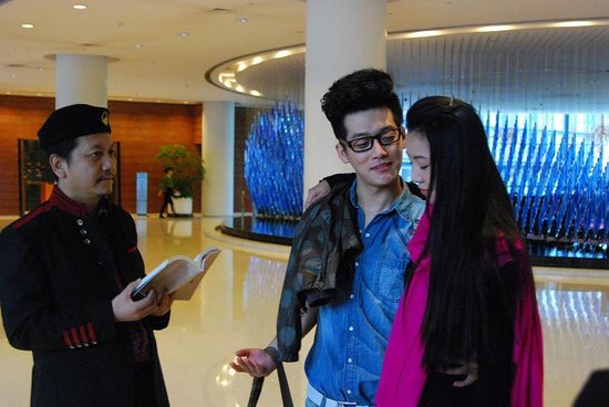 微电影《婚前X行为》人气热映 引发婚姻观论战