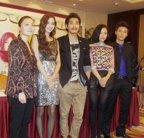 《巨额交易》上海首映 黄龄深受导演马俪文青睐