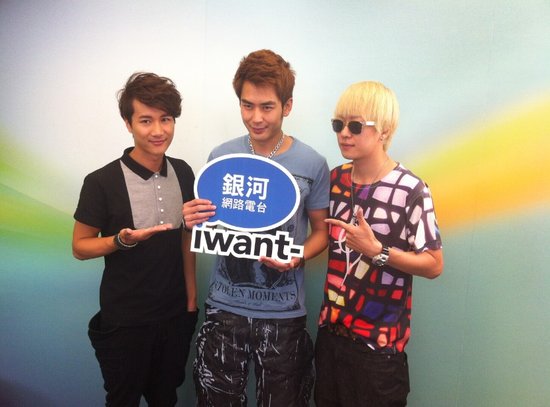 fresh.m席卷台湾人气电台 搞笑欢乐大放送(图)