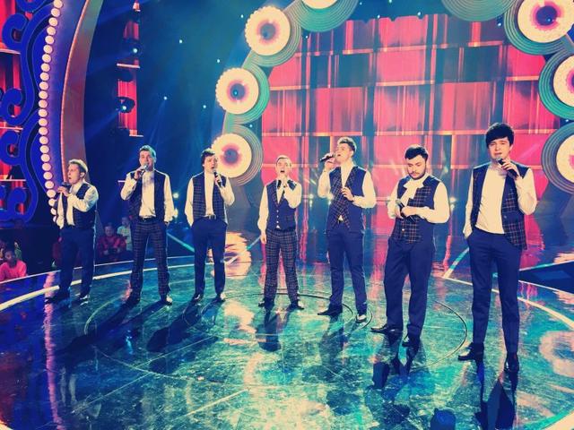 羊年贺岁档最热洋男团 张碧晨点赞“好声音”