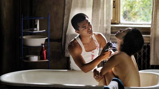 《万有引力》展残酷青春 黄幻段博文表演受关注