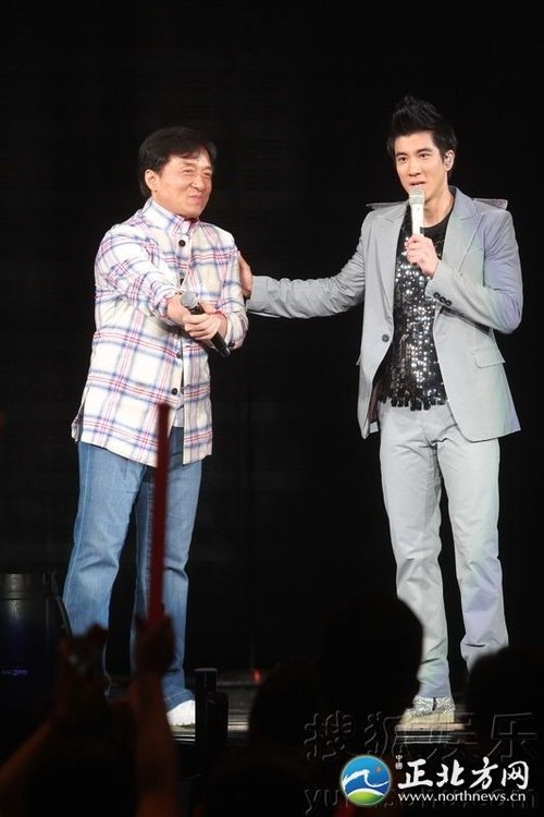 林志玲广告遭封杀王力宏成龙激吻 明星好疯狂_娱乐_腾讯网