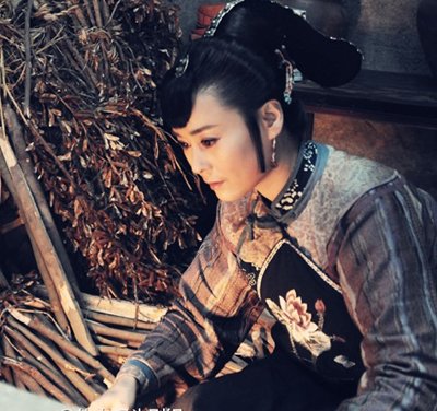 《热血码头》成都热拍 吴珏瑾为角色练功夫