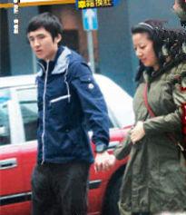 甄子丹小姨子大肚出街 待产百亿单传嫡孙