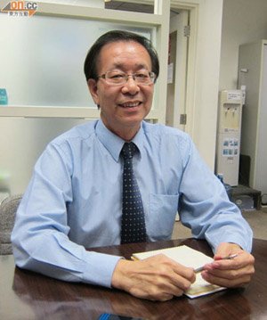 香港无线就杨怡“车震”一事要求《苹果》道歉