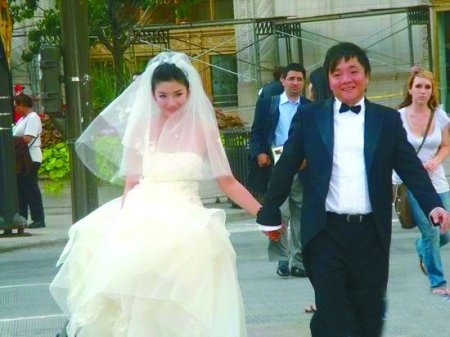 黄奕结婚照曝光后首次亮相 不知照片被谁泄露【图】